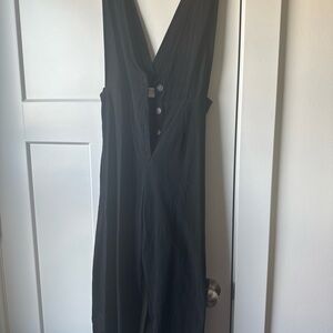 Elegant Black Sleeveless Dress